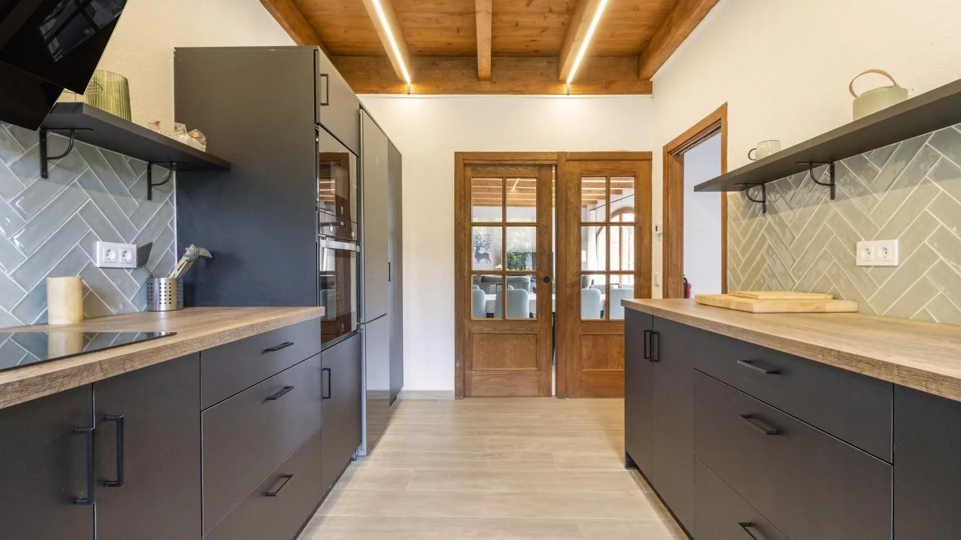 Cova Cuberes Guest House Erinya