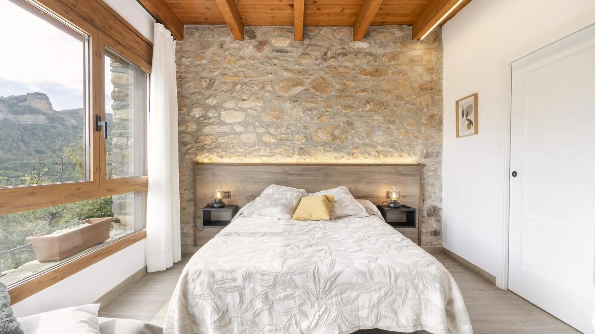 Cova Cuberes Guest House Erinya 0*,  Spain