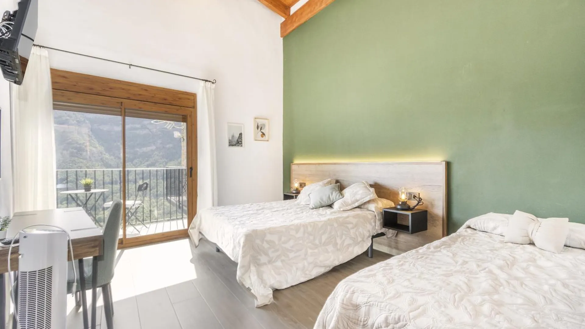 Cova Cuberes Guest House Erinya Country house
